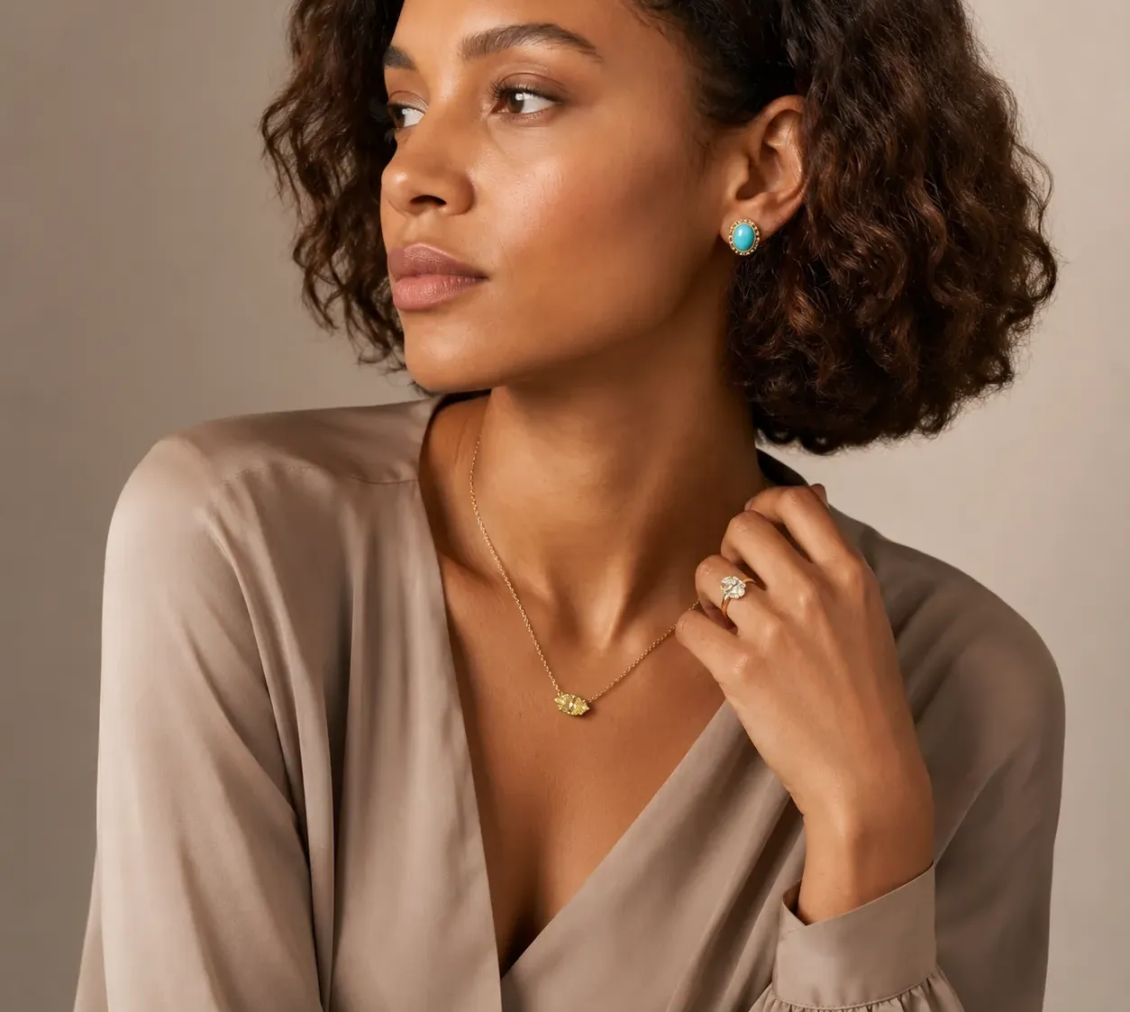 Pearl necklace detail